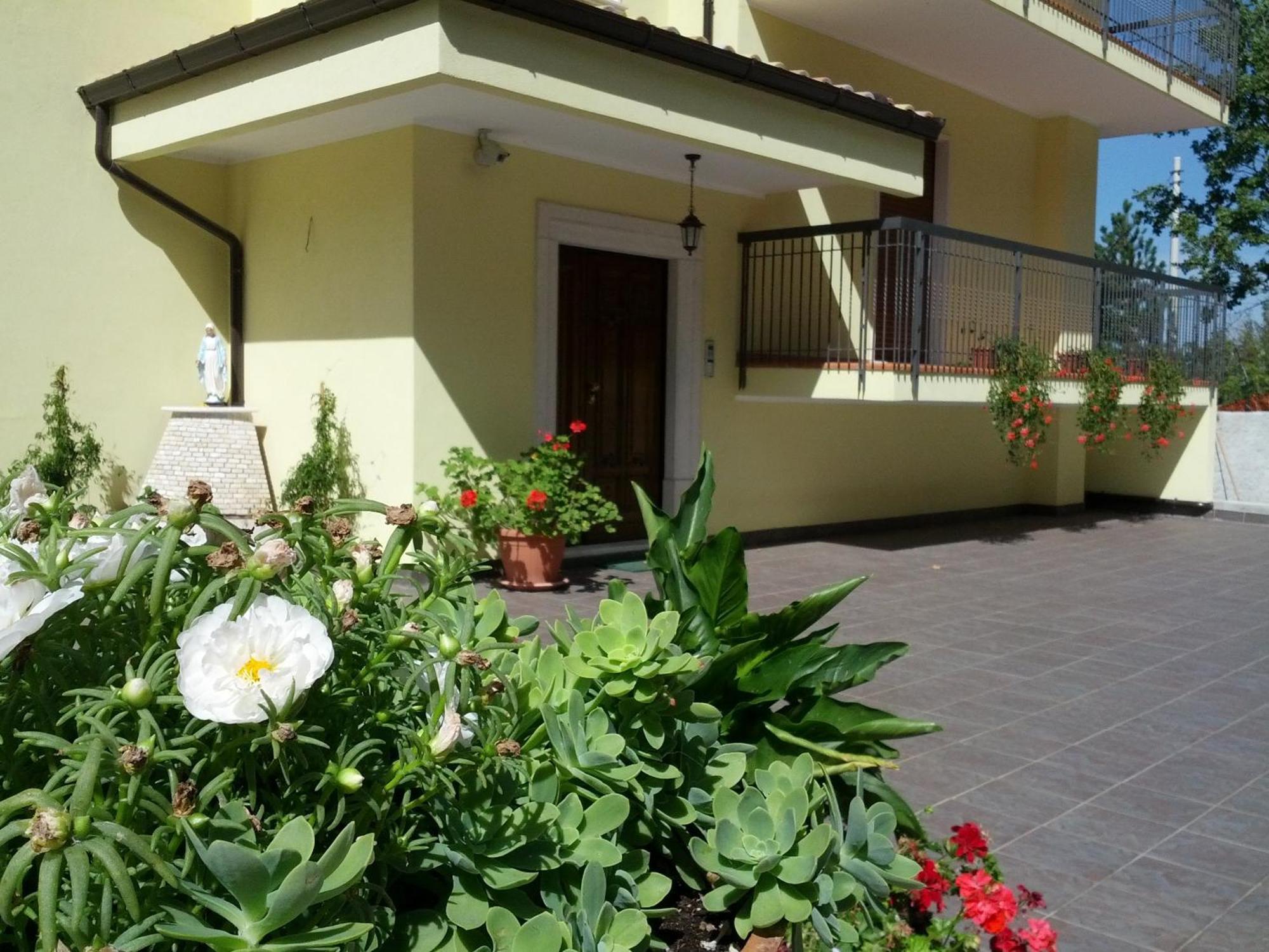 B&B Il Fruscio Mormanno Bagian luar foto
